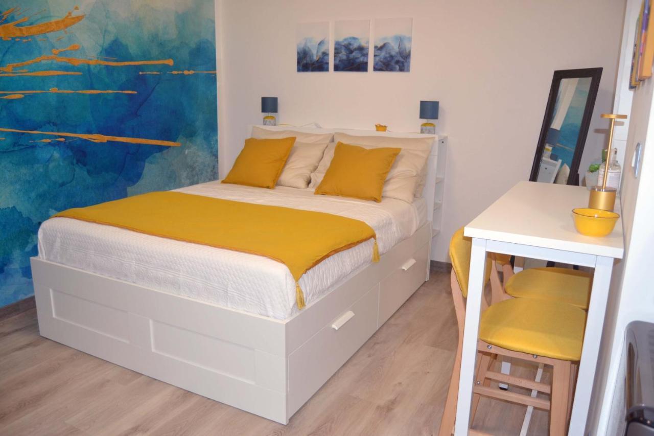 Room&Chiaia Naples Luaran gambar